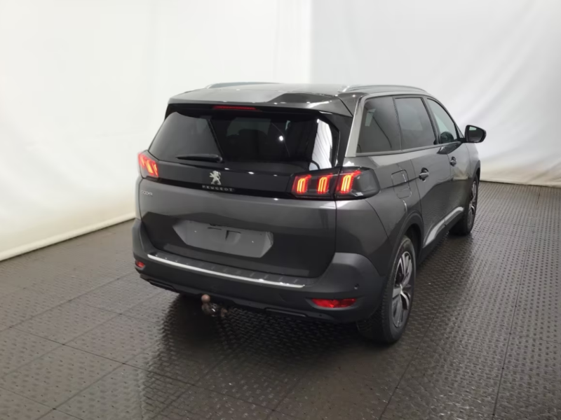 2021 Peugeot 5008 с пробегом 178 323 км