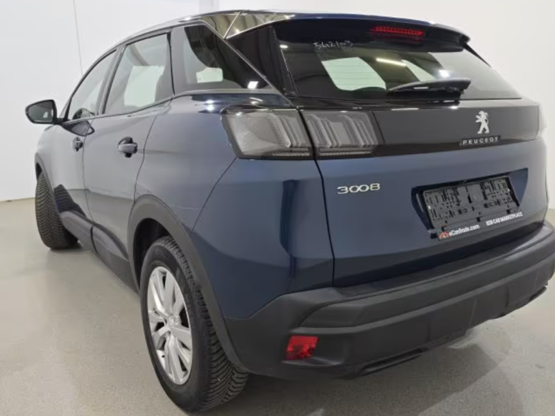 2021 Peugeot 3008 с пробегом 80 000 км