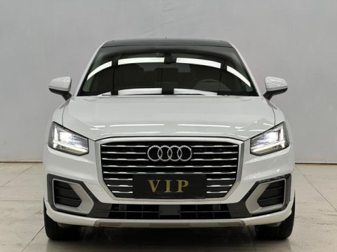 2022 Audi Q2 с пробегом 12 000 км