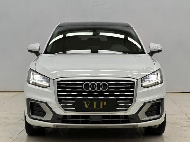 2022 Audi Q2 с пробегом 12 000 км