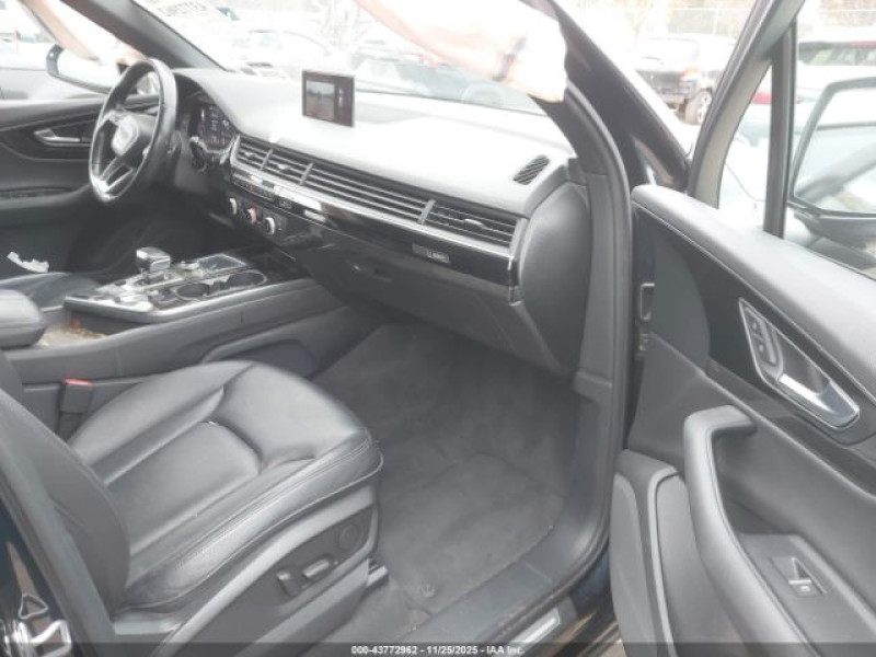 2017 Audi Q7 с пробегом 144 000 миль