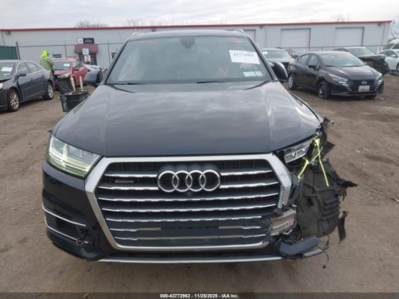 2017 Audi Q7 с пробегом 144 000 миль