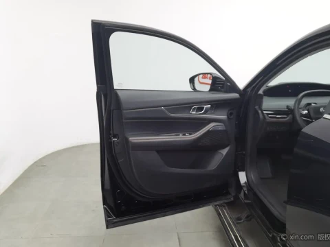 2022 Changan UNI-K с пробегом 32 000 км