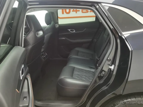 2022 Changan UNI-K с пробегом 32 000 км