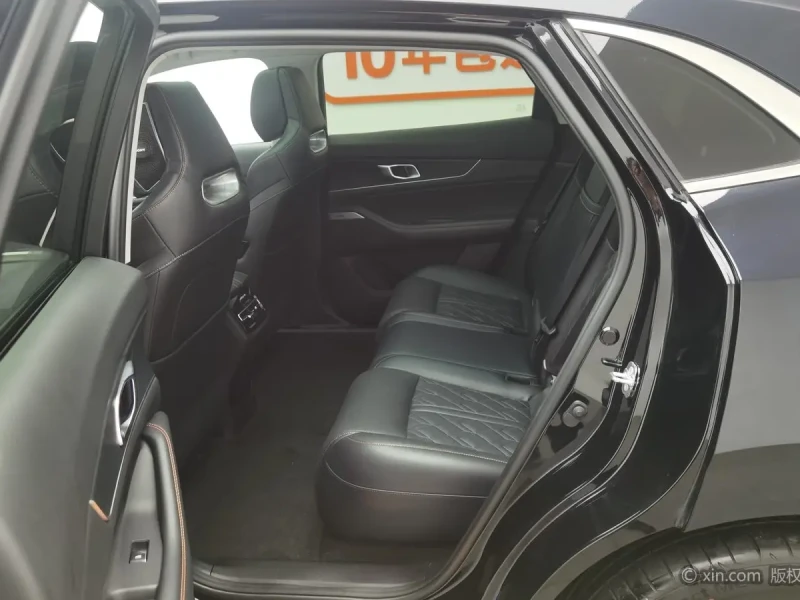 2022 Changan UNI-K с пробегом 32 000 км