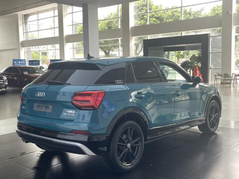 2021 Audi Q2 с пробегом 35 200 км