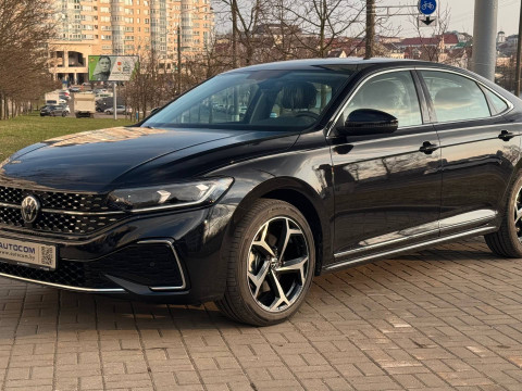 2024 Volkswagen Passat (North America and China) с пробегом 3 035 км