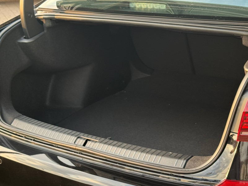 2024 Volkswagen Passat (North America and China) с пробегом 3 035 км