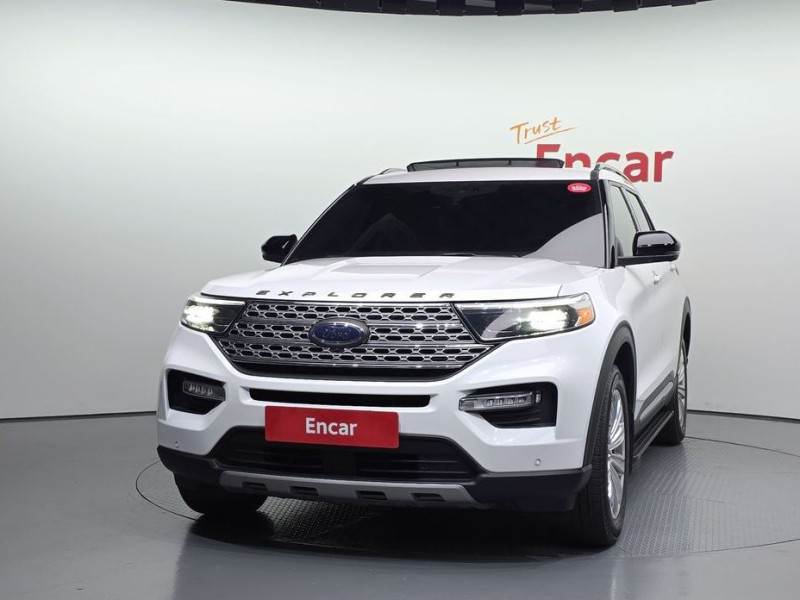 2022 Ford Explorer с пробегом 57 095 км