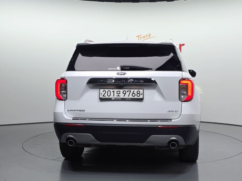 2022 Ford Explorer с пробегом 57 095 км