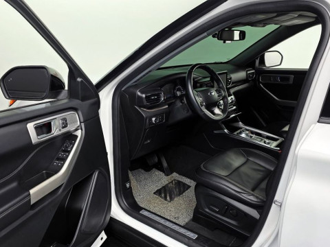 2022 Ford Explorer с пробегом 57 095 км