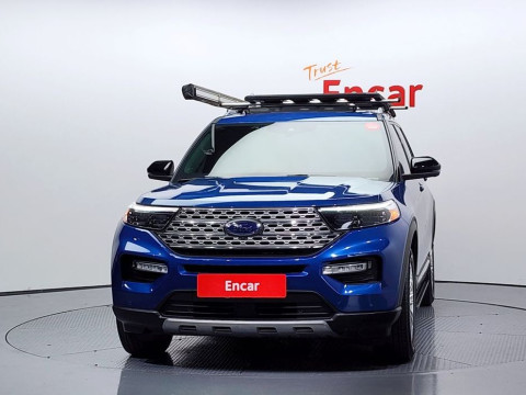 2022 Ford Explorer с пробегом 13 751 км