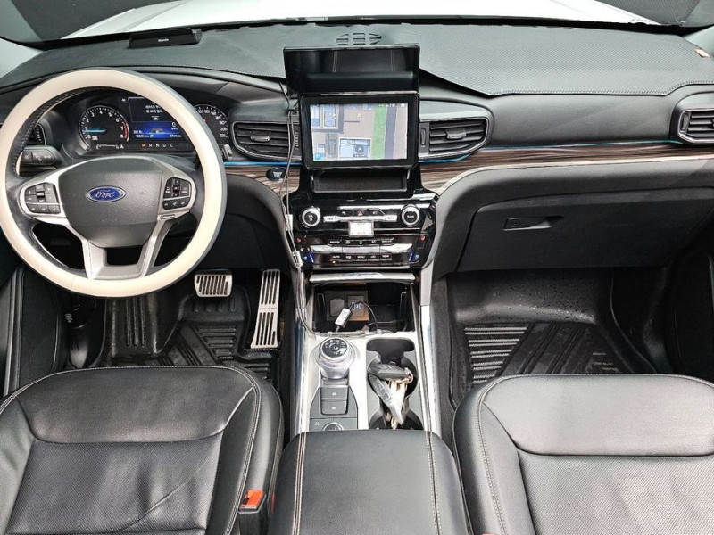 2022 Ford Explorer с пробегом 18 637 км