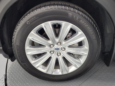 2022 Ford Explorer с пробегом 13 751 км