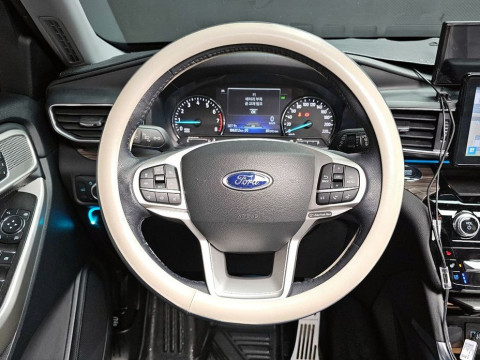 2022 Ford Explorer с пробегом 18 637 км