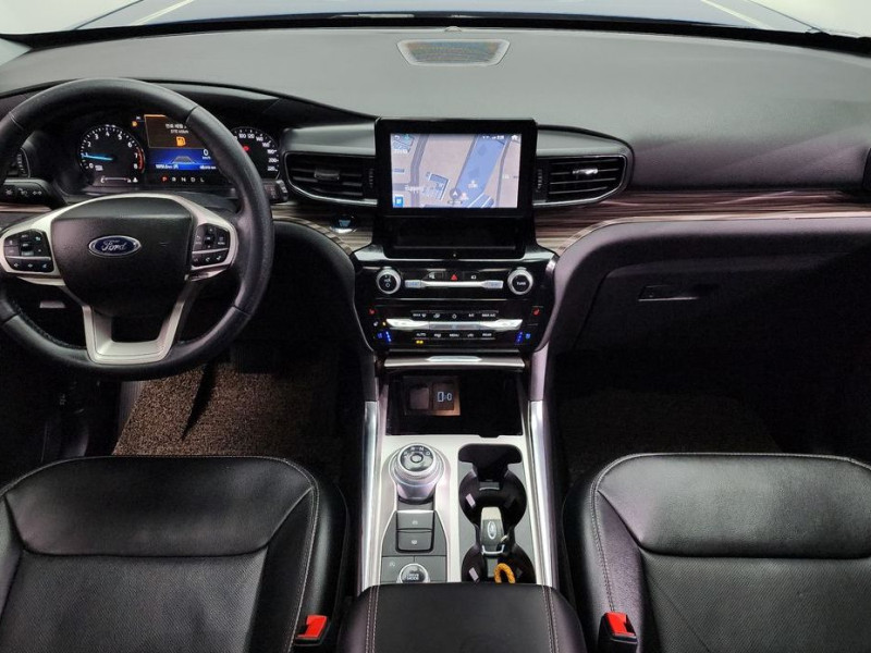 2022 Ford Explorer с пробегом 13 751 км