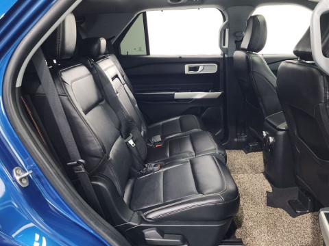 2022 Ford Explorer с пробегом 13 751 км