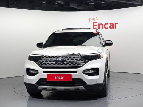 2022 Ford Explorer с пробегом 60 704 км