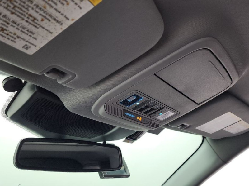 2022 Ford Explorer с пробегом 13 751 км