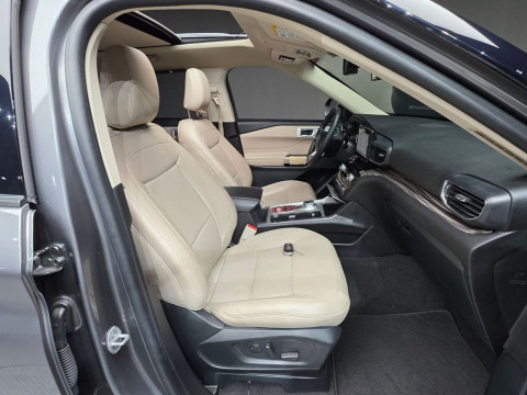 2023 Ford Explorer с пробегом 12 717 км