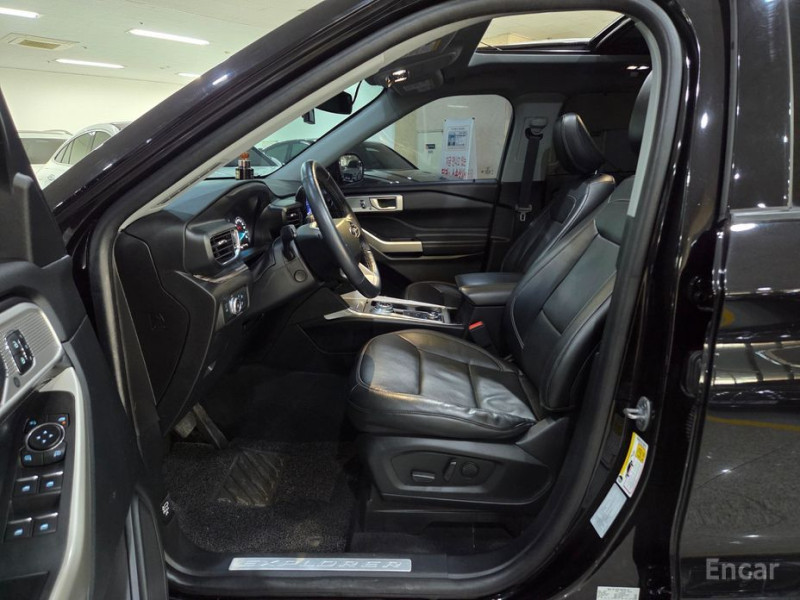 2022 Ford Explorer с пробегом 34 491 км