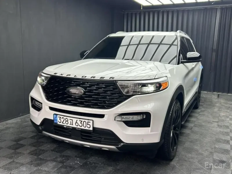 2022 Ford Explorer с пробегом 69 157 км