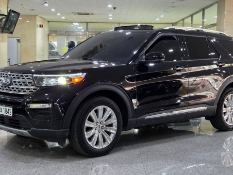 2022 Ford Explorer с пробегом 34 491 км