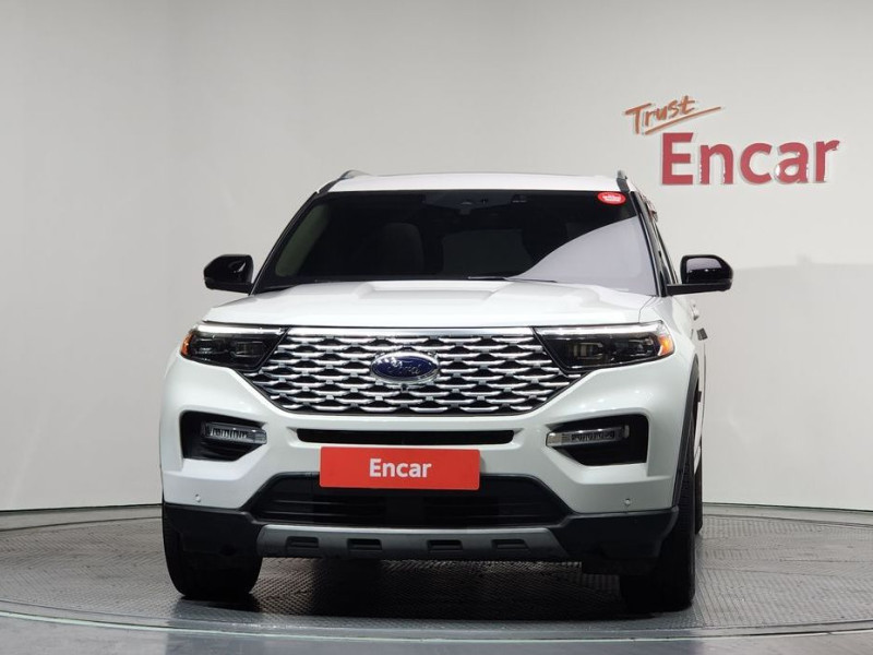 2022 Ford Explorer с пробегом 77 013 км