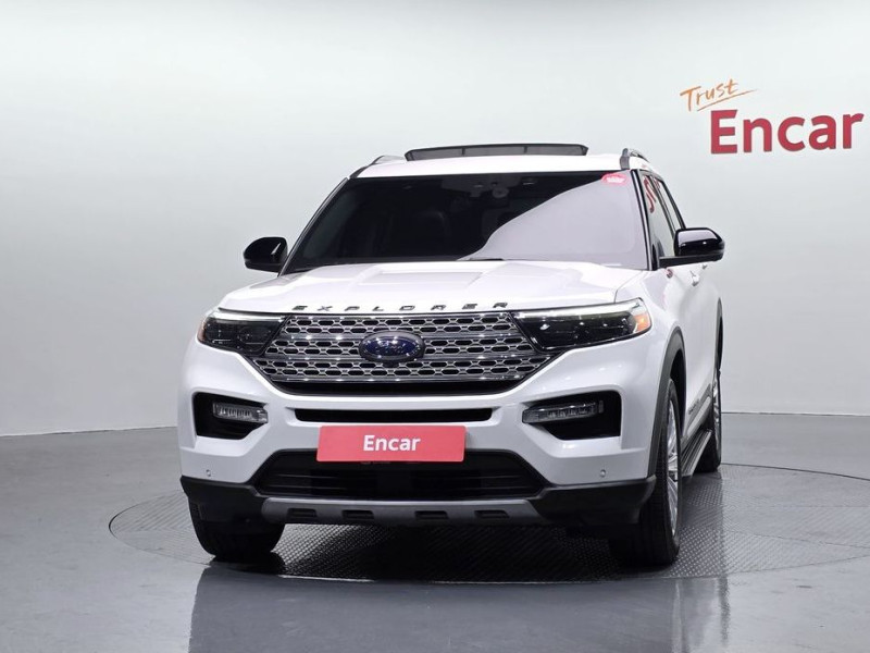 2023 Ford Explorer с пробегом 63 672 км