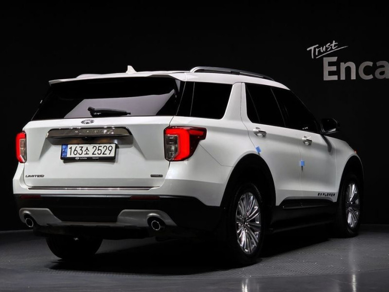 2022 Ford Explorer с пробегом 54 168 км