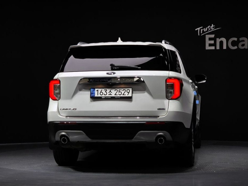 2022 Ford Explorer с пробегом 54 168 км