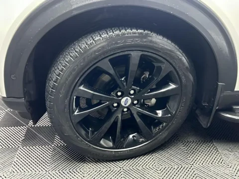 2022 Ford Explorer с пробегом 69 157 км