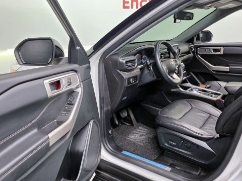 2023 Ford Explorer с пробегом 63 672 км