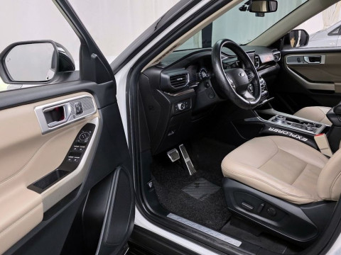 2022 Ford Explorer с пробегом 54 168 км