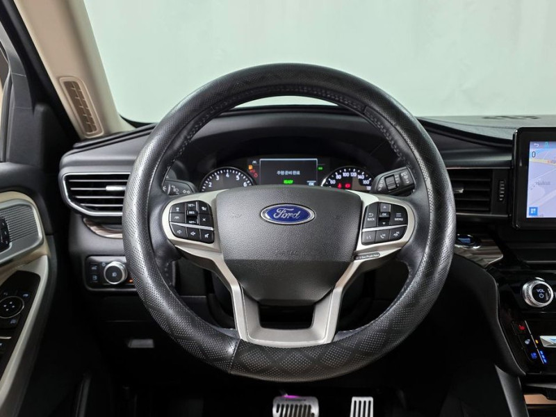 2022 Ford Explorer с пробегом 54 168 км