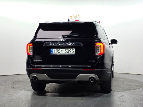 2022 Ford Explorer с пробегом 130 405 км