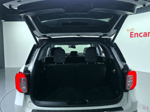 2023 Ford Explorer с пробегом 63 672 км