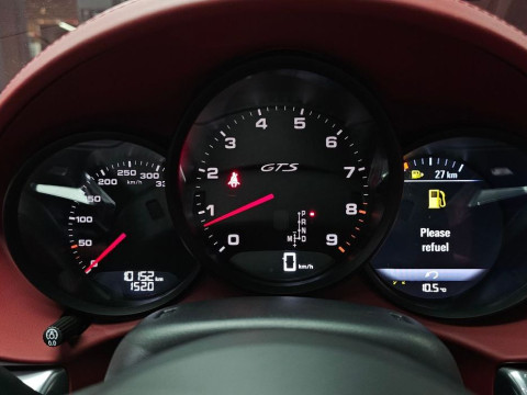 2023 Porsche 718 Spyder с пробегом 10 152 км