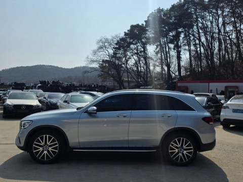 2022 Mercedes-Benz GLC с пробегом 62 328 км