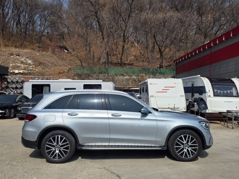 2022 Mercedes-Benz GLC с пробегом 62 328 км