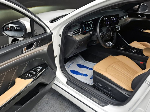 2021 Kia K5 с пробегом 111 256 км