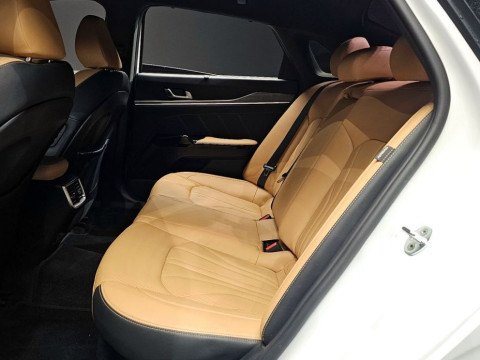 2021 Kia K5 с пробегом 111 256 км