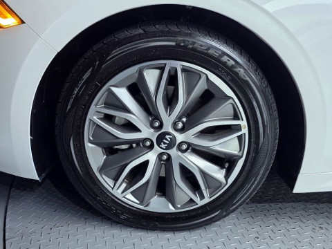 2021 Kia K5 с пробегом 70 936 км