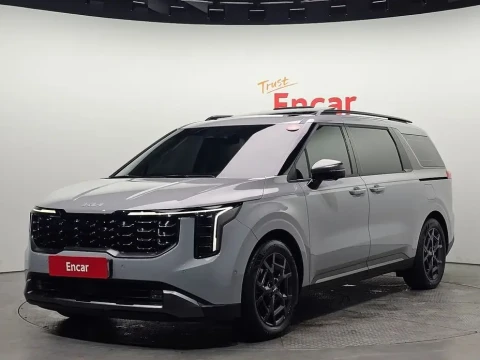 2024 Kia Carnival с пробегом 32 869 км