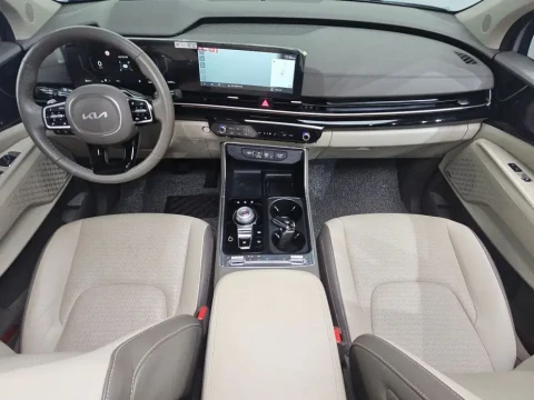 2024 Kia Carnival с пробегом 32 869 км