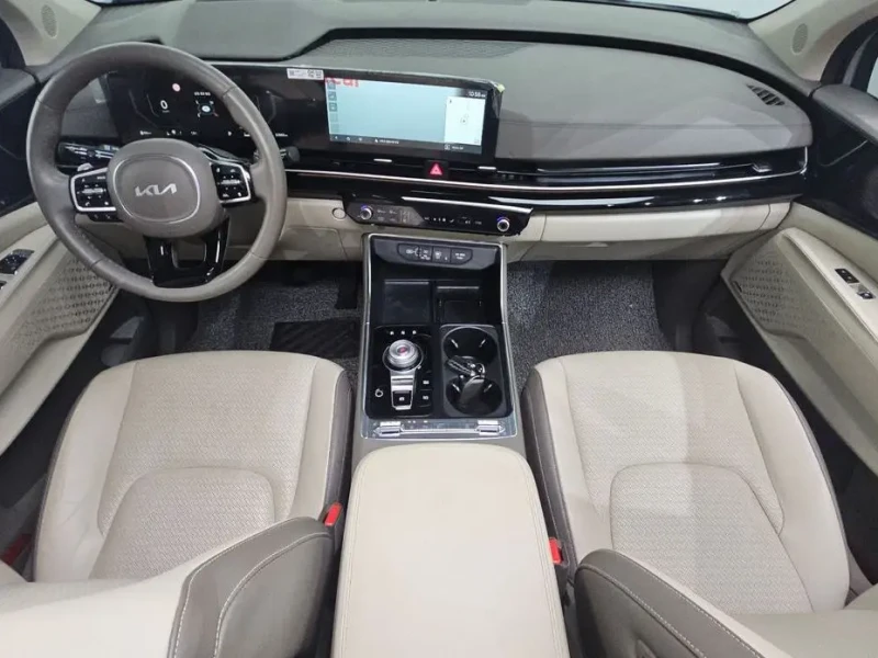 2024 Kia Carnival с пробегом 32 869 км