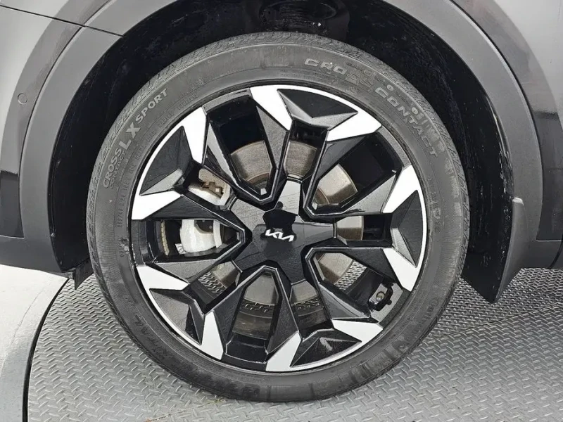 2023 Kia Sorento с пробегом 26 348 км