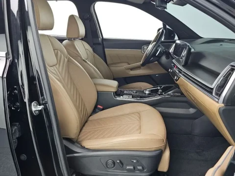 2023 Kia Sorento с пробегом 26 348 км