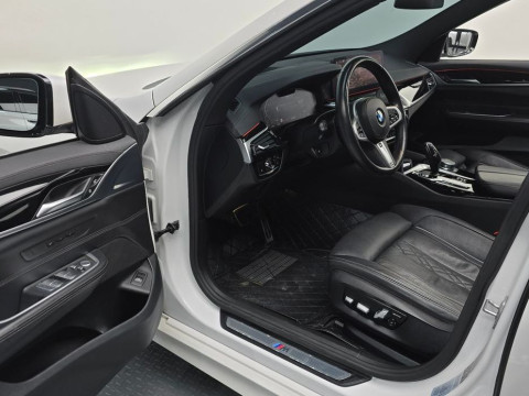 2021 BMW 6 серии с пробегом 81 429 км