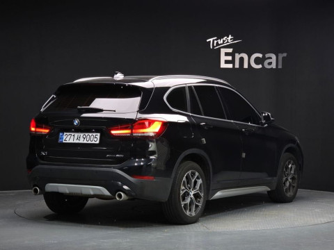 2021 BMW X1 с пробегом 68 077 км